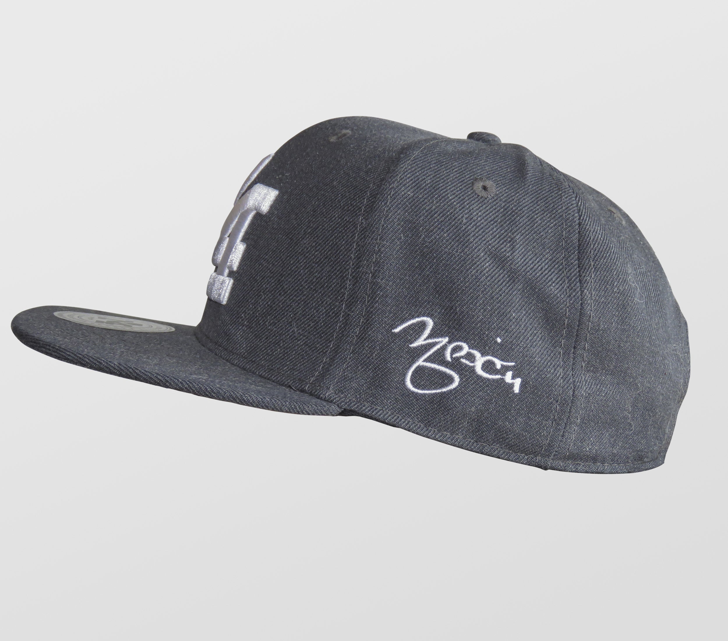 Gray & White Yadi Signature Collection Cap 1032 – M4 by Yadi